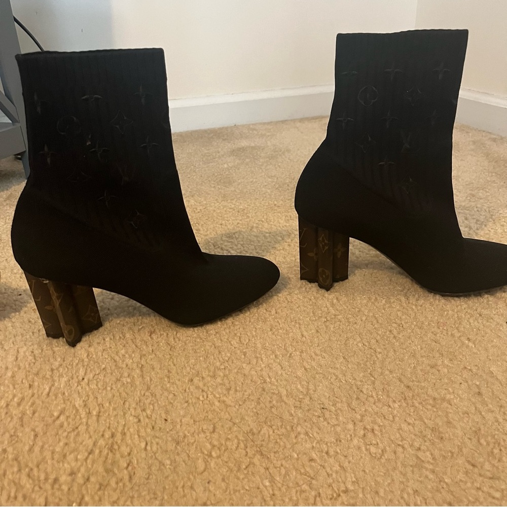 Louis Vuitton Silhouette Ankle Boot